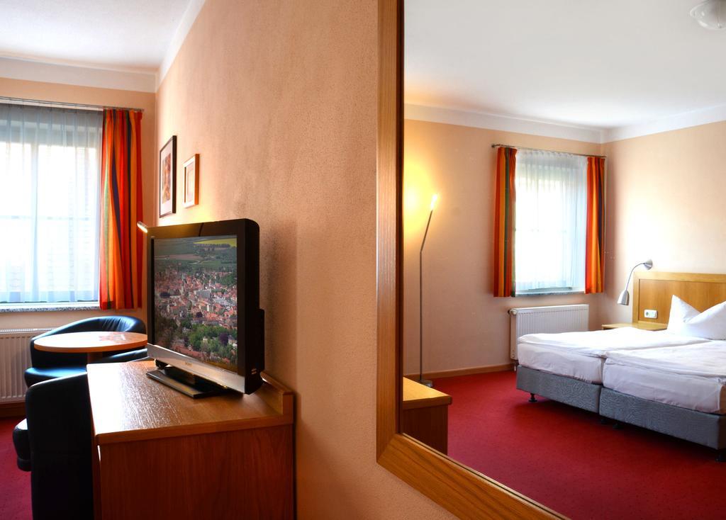 Hotel Dom-Eck เบาท์เซน ห้อง รูปภาพ